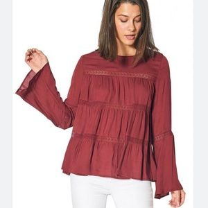 Bell sleeved tiered blouse